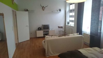 2-Zi-Wohnung in saniertem Altbau in der Innenstadt