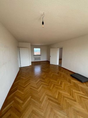 Perfekt für die 3er-WG: Schöne ca. 100 m² Wohnung mit Weitblick – 5. OG mit Lift