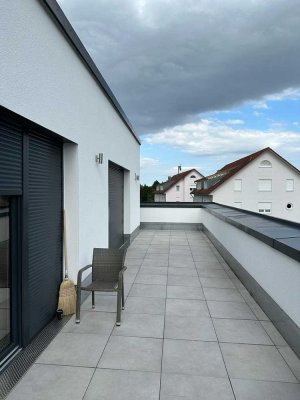 Neuwertige 4-Zimmer-Penthouse-Wohnung an der Schweizer Grenze inkl. EBK, Garage und Stellplatz