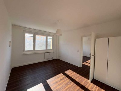 Renoviert, hell und modern - 2 Zimmer Wohnung zentral in Leipzig Eutritzsch