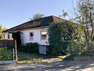 Schöner Winkelbungalow mit tollem Grundstück in Toplage von Baiertal