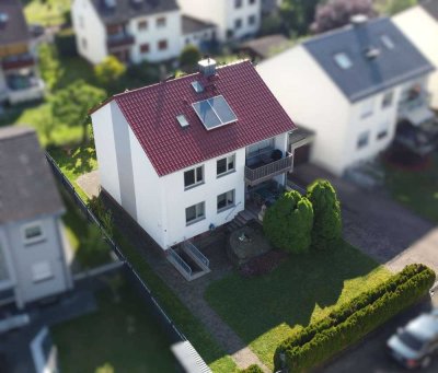 Charmantes Ein- bis Zweifamilienhaus mit weitläufigem Garten in Obertshausen