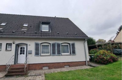 Doppelhaushälfte mit großem Grundstück in ruhiger Lage von Mülheim-Heißen