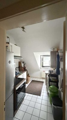 Zentrales Leben in Krefeld: 3-Zimmer-Wohnung in der Stadtmitte