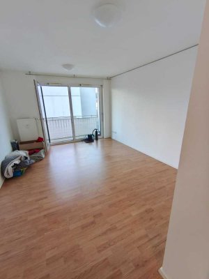 Nachmieter für Stu
dentenappartment gesucht
