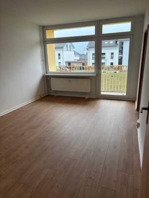 ruhige 2 Raumwohung im 2. OG
