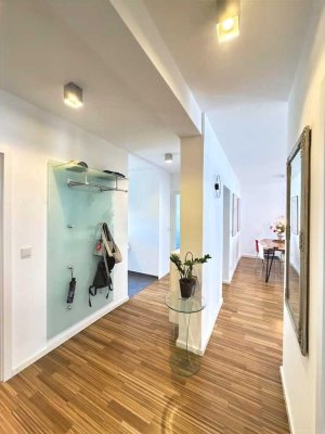 Wohnung wie aus dem Katalog –Kernsanierte 3-Zi. ETW mit 2 Balkonen, 300 Meter zum Maschsee