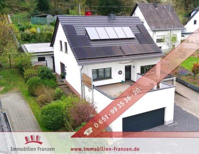 Zerf: Modernes Wohnen mit Zukunftsvision: Energieeffizientes, kernsaniertes Einfamilienhaus mit PV-A