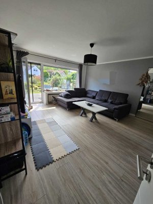 Wohnung in Bad Holzhausen mit Garten und grossem Wohnzimmer