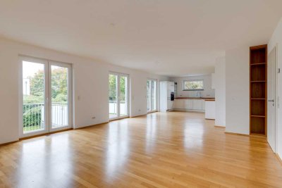 Helle Traumwohnung mit großem Balkon