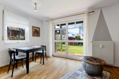Helle Gartenwohnung in Gröbenzell, ca. 58 m² Wfl., 2 Zi. + gr., beheizter Hobbyraum mit Wendeltreppe