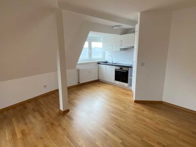 Stilvolle 1,5-Zimmer-Dachgeschosswohnung in Rostock
