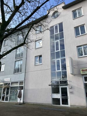 2 Zimmerwohnung mit Balkon & Aufzug in Top-Lage Düsseldorf-Lörick - bezugsfrei  TE  55