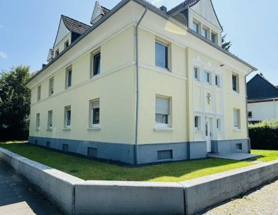 Gepflegte 2,5-Zimmer-Wohnung mit Loggia und Garage in ruhiger Wohnlage