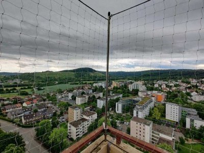17. Etage, mit Aufzug, helle 3,5-Zimmer-Wohnung mit Traumaussicht und Außenstellplatz