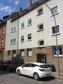 Altbaucharme!! Geräumige 3,5 Zimmerwohnung