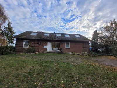 Helle 3-Zimmer Dachgeschosswohnung in Kirchgellersen