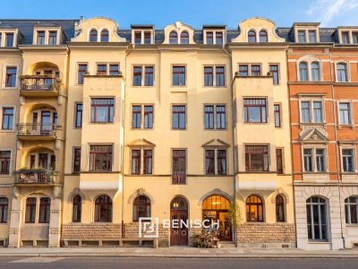 Denkmalgeschütztes Altbau-Maisonette: Großzügig wohnen über zwei Etagen mit Innenhofgarten