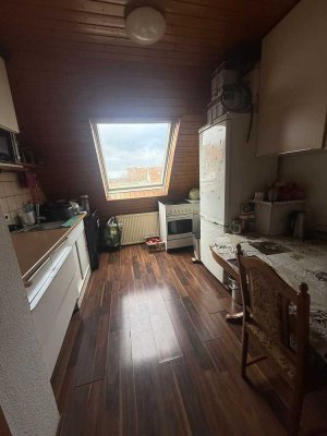 Charmante 3-Zimmer Maisonette Wohnung im Dachgeschoss