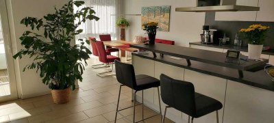 Wunderschöne 134 m² große Stadtwohnung, barrierefrei incl. 2 Tiefgaragenplätze