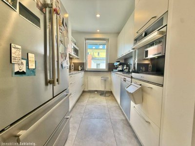 SONNIGE 3-ZIMMER-WOHNUNG mit 23 m² Terrasse, Balkon &amp; Grünblick in Teesdorf!