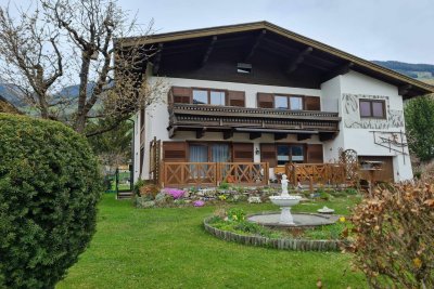 Einfamilienhaus mit großem Garten
