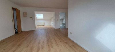Schöne frisch renovierte zwei-Zimmer-Wohnung