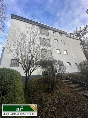 Frisch renovierte Wohnung mit Balkon in der Nähe des Gräfrather Marktplatzes, mit Aufzug