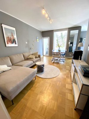Lifestyle im beliebten Südviertel - grundsanierte Altbauwohnung mit Loggia und schicker Einbauküche