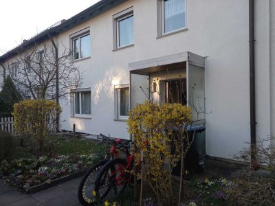 Attraktive 3-Raum-Wohnung mit EBK und Balkon in Böblingen