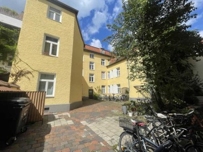 Charmante 2,5-Zimmer-Altbauwohnung in Obergiesing - möbliert auf Zeit