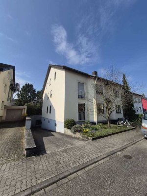 Super PREIS!! ruhige Lage mit Dachterrasse und EBK (TG zusätzlich) zum TOP Preis