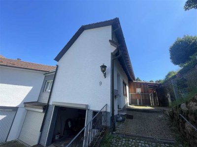 Kleines Haus mit 2 Wohnungen in ruhiger Lage in Bühlertal