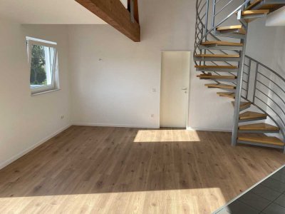 Renovierte Maisonette-Wohnung mit Whirlpool in Bremen, Osterholz