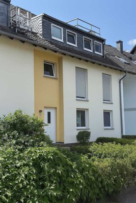 5-Zimmer-DG-Wohnung mit gehobener Innenausstattung mit EBK in Unna