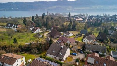 **Teilbares Dreifamilienhaus mit Seesicht**