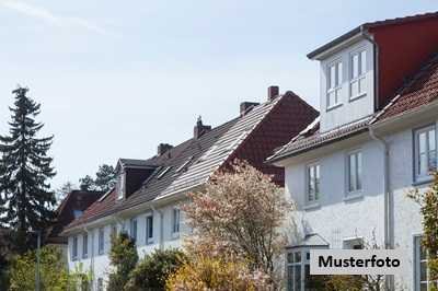 Einfamilien-Reihenmittelhaus mit 2 Garagen - vielseitig nutzbar