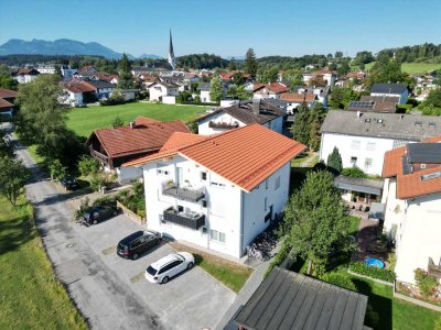 Neuwertige 3-Zimmer Dachgeschosswohnung in Prien am Chiemsee