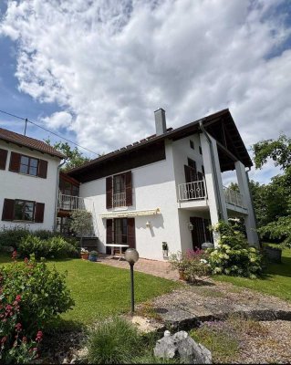 Hochwertige Villa im Grünen bei Meersburg