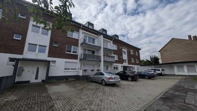 Tolle 2 Raum-Wohnung mit Balkon - WG geeignet