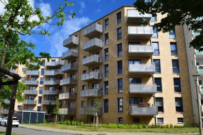 Moderne Wohnung mit Einbauküche, Aufzug und Balkon in Citynähe!