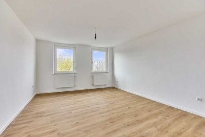 Kernsaniert - helle 2-Zi.-Whg. in Süd-West mit sep. Küche und Fensterbad