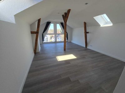 Frisch modernisierte Dachgeschosswohnung in Erfurt Süd