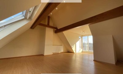 Schöne Maisonette-Wohnung in Kaiserslautern, Innenstadt mit 4,5 Zimmern und Balkon Nähe Klinikum