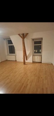 Top zwei Zimmer Dachgeschosswohnung frei- Besichtigung 18.11.25 17h30 nach Voranmeldung