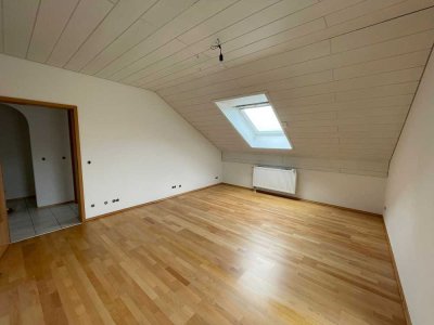 2 - Zimmer - Wohnung in zentraler Lage zu vermieten
