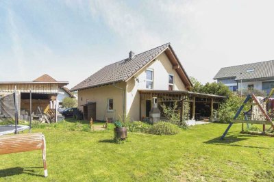 Sofort wohlfühlen: KfW 40-EFH mit Garten und sonniger Terrasse in Heilgersdorf