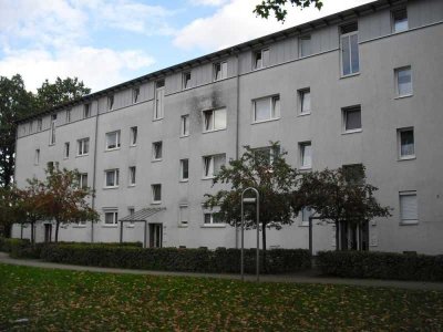 Miet mich - interessante 2,5-Zimmer-Wohnung mit Ausblick