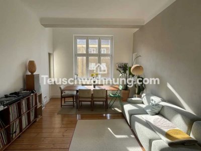 Tauschwohnung: Helle, große, frisch sanierter Altbau in Ostberlin