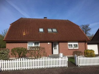 Gepflegtes Einfamilienhaus mit 5 Zimmern, Carport und schönem Grundstück in Friedrichsthal